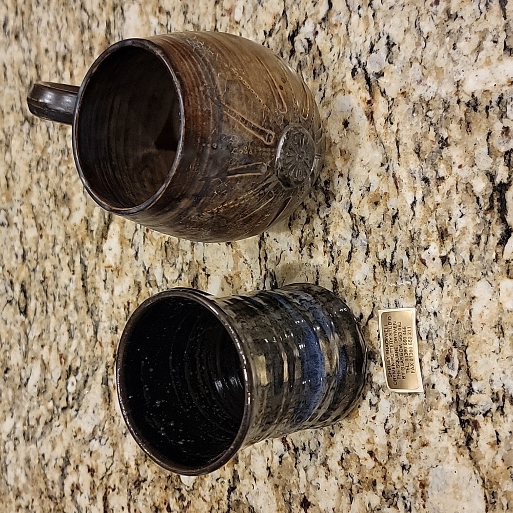 Bundle of 2 stoneware mugs from Scotland NWOT - Picture 1 of 8